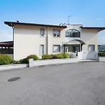 Rocchetta Flat