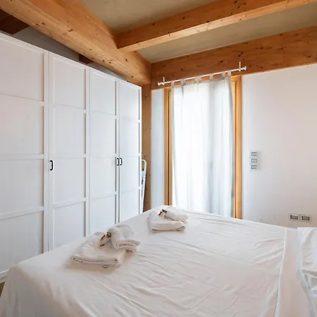 Rocchetta Flat *